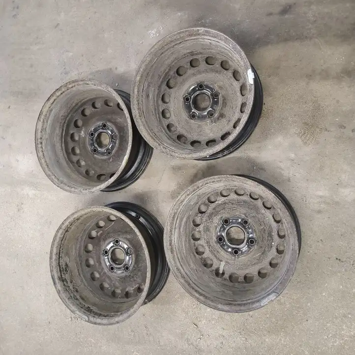 Volkswagen Caddy (2004 - 2010) Кованый диск R15 — фото 3