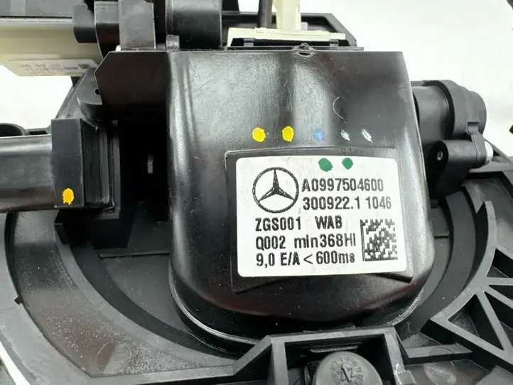 Mercedes-Benz EQC (2018 - ) A0997504600 Ручка багажника с камерой — фото 5