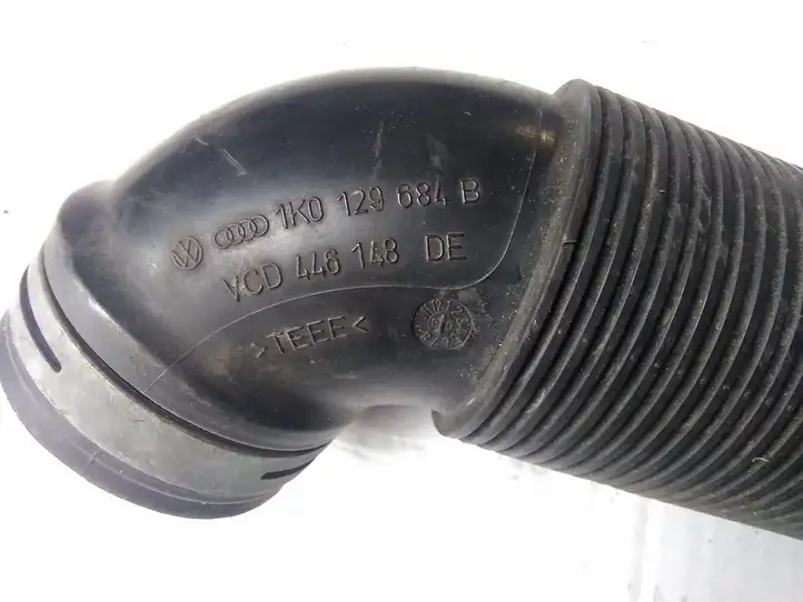 Volkswagen Golf V (2003 - 2009) 1K0129684 Детали воздухозаборника — фото 3