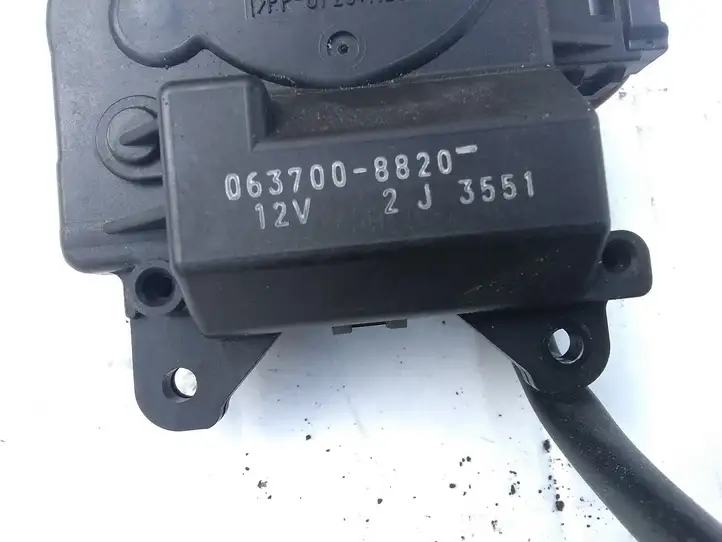 Toyota Avensis T250 (2006 - 2009) 0637008820 Двигатель задвижки потока воздуха — фото 3