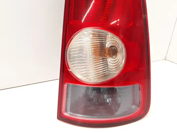 Renault Espace - Grand espace IV (2004 - 2014) 8200027152 Задний фонарь в кузове — фото 7