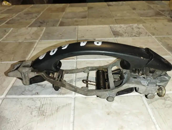 Volkswagen Golf Plus (2004 - 2008) 1K0837886 Наружная ручка задней двери — фото 4