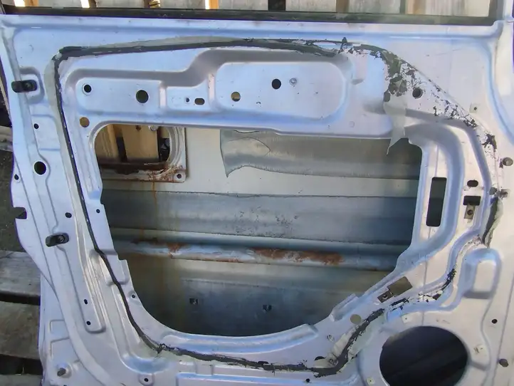 Hyundai Trajet (2000 - 2004) Дверь — фото 2