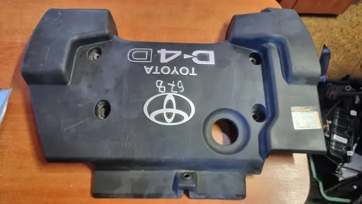 Toyota Corolla Verso E121 (2001 - 2004) Крышка двигателя декоративная — фото 4