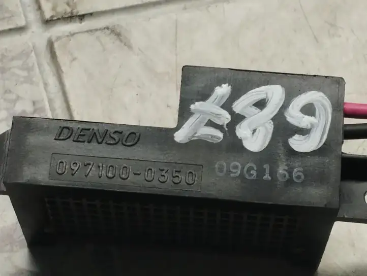 Mitsubishi Grandis (2003 - 2012) 0971000350 Резистор печки — фото 3