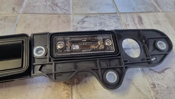Volkswagen Touran I (2003 - 2010) 3BD943021 Подсветка номера — фото 6