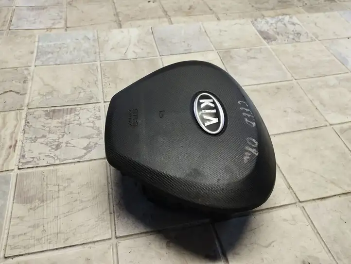 Kia Ceed (2006 - 2010) 1H56900010 Подушка безопасности руля — фото 4