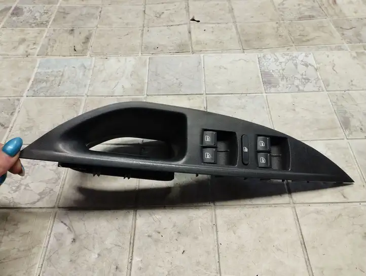 Seat Altea XL (2004 - 2015) 5P1867171A Блок кнопок стеклоподъемников — фото 1