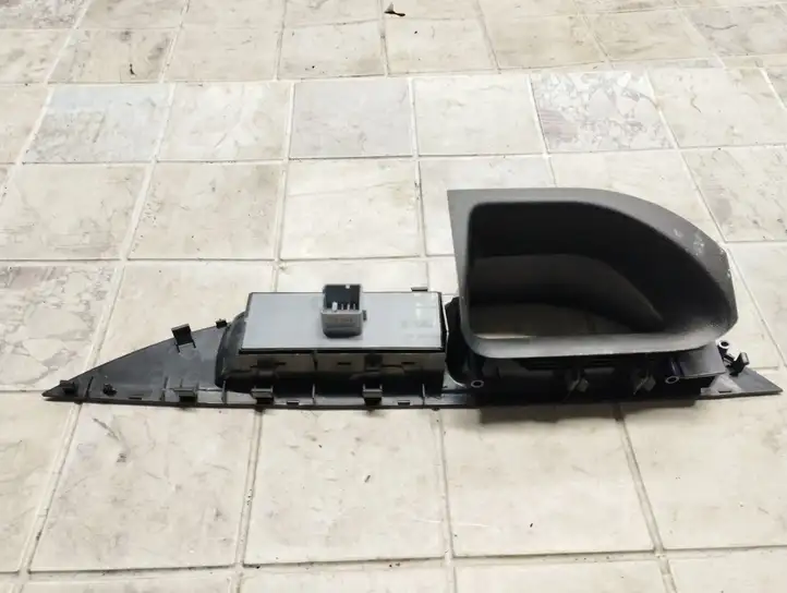Seat Altea XL (2004 - 2015) 5P1867171A Блок кнопок стеклоподъемников — фото 4