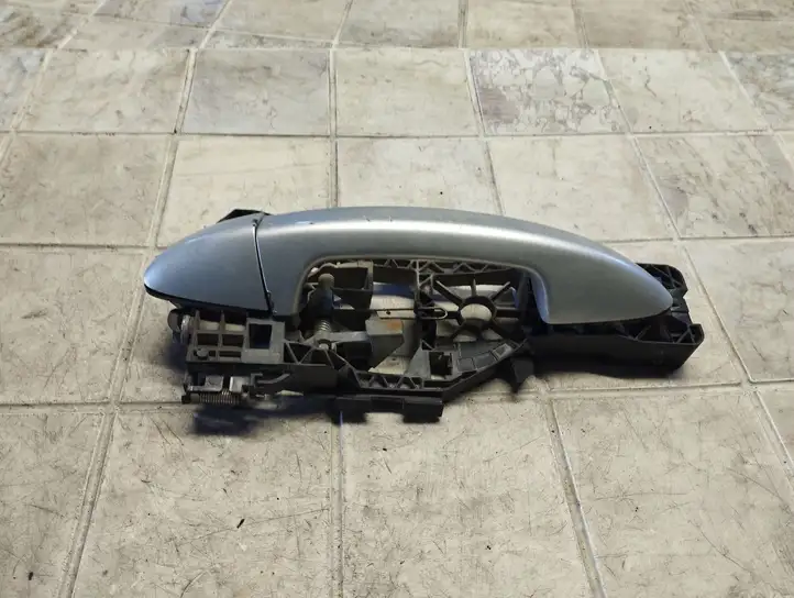 Volkswagen PASSAT B6 (2005 - 2010) 3C0837885J Наружная ручка задней двери — фото 2