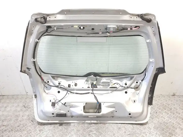 Subaru Outback (2003 - 2007) Крышка багажника — фото 4