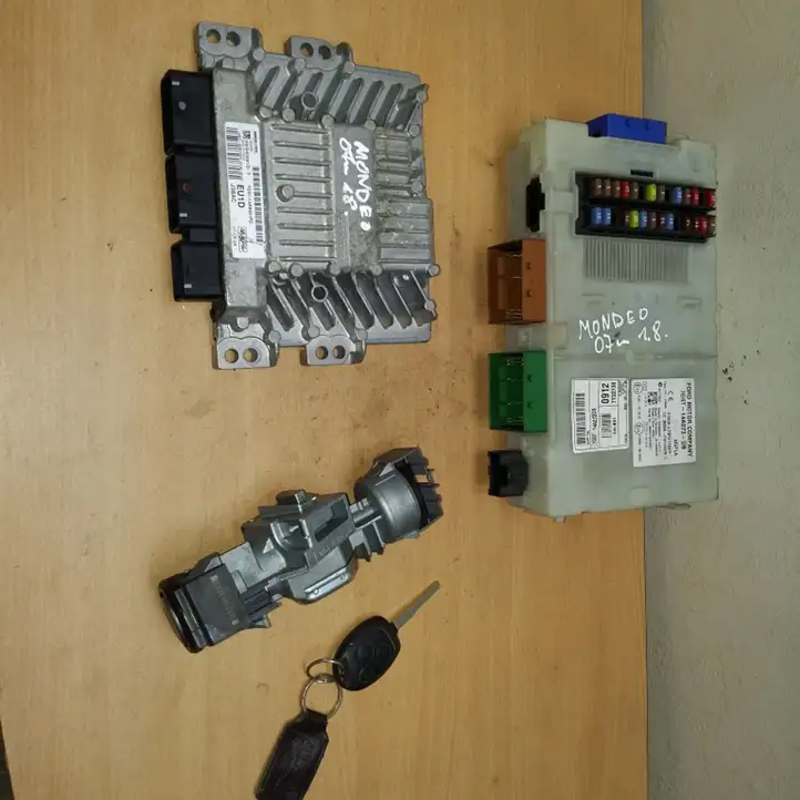 Ford Mondeo MK IV (2007 - 2014) 5WS40591D Блок управления двигателем (ECU) — фото 1