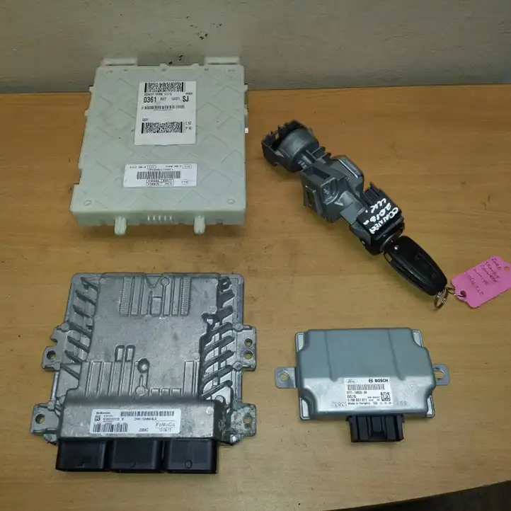 Ford Transit - Tourneo Connect (2009 - 2017) S180133133 Блок управления двигателем (ECU) — фото 1