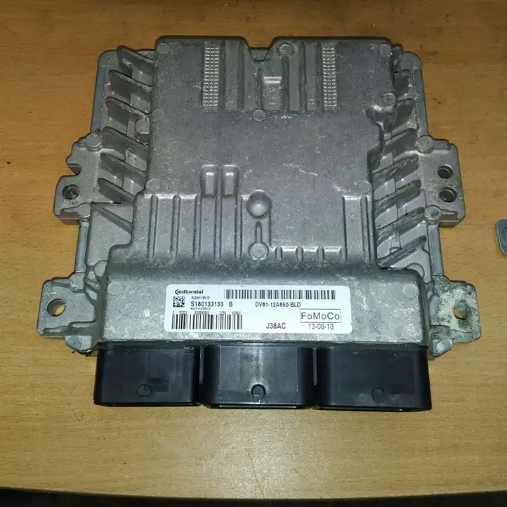 Ford Transit - Tourneo Connect (2009 - 2017) S180133133 Блок управления двигателем (ECU) — фото 5