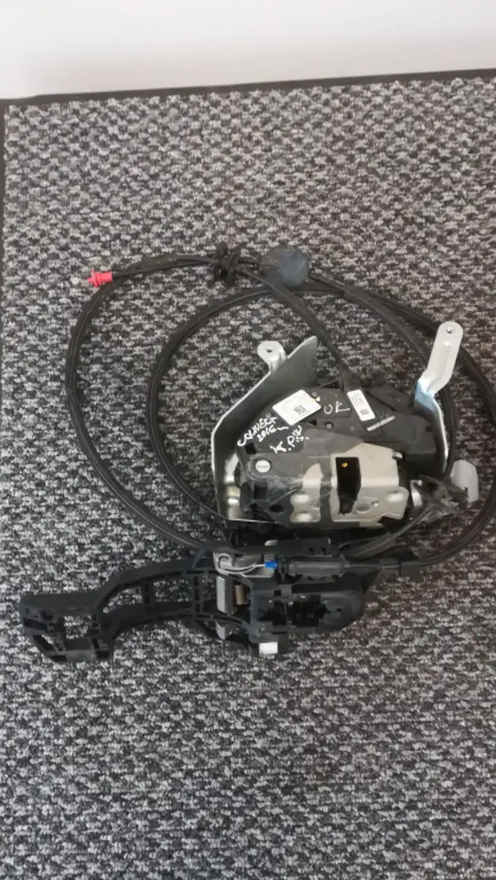 Ford Connect (2008 - 2018) DT11V264A19CC Замок раздвижной двери — фото 1