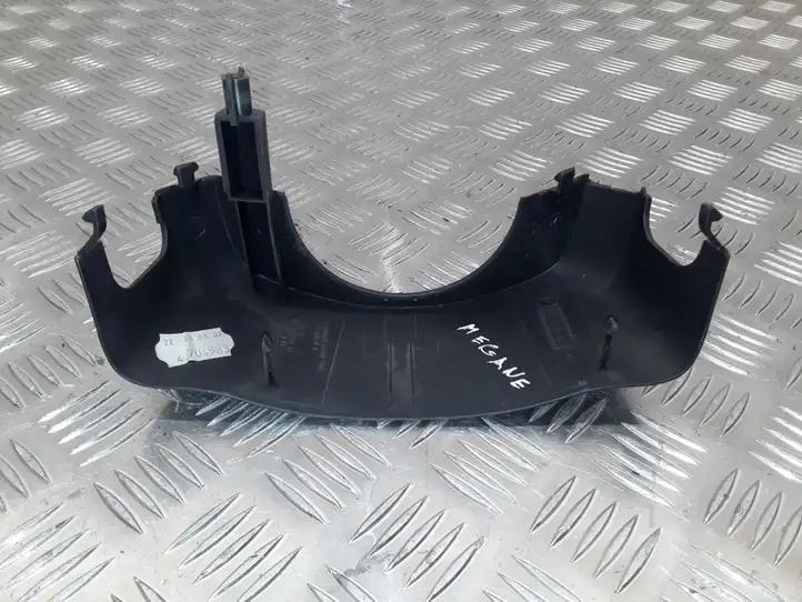 Renault Megane II (2006 - 2008) 8200079126 Обшивка рулевой колонки — фото 3
