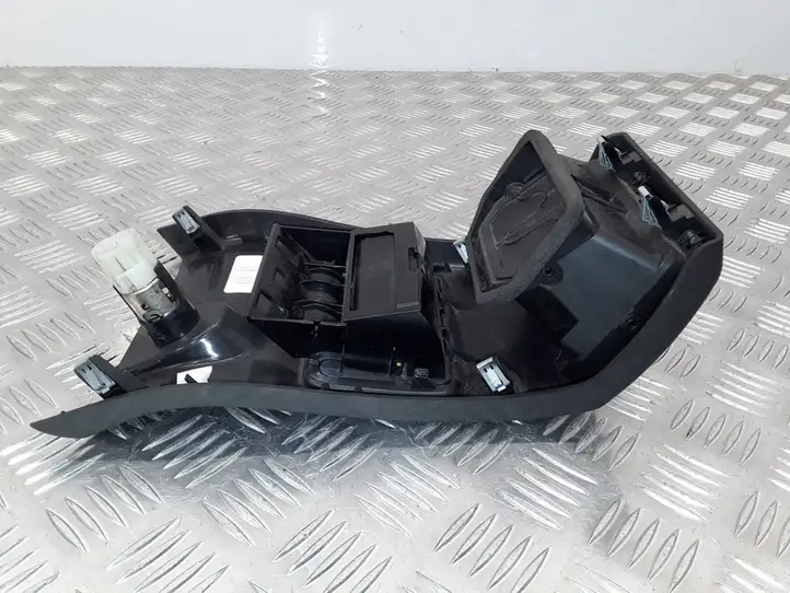 Renault Laguna III (2007 - 2015) 969180004R Задний воздушный дефлектор — фото 9