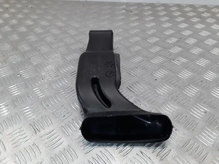 BMW 3 E92 E93 (2005 - 2014) 7118051 Воздуховоды системы отопления/климатики — фото 3