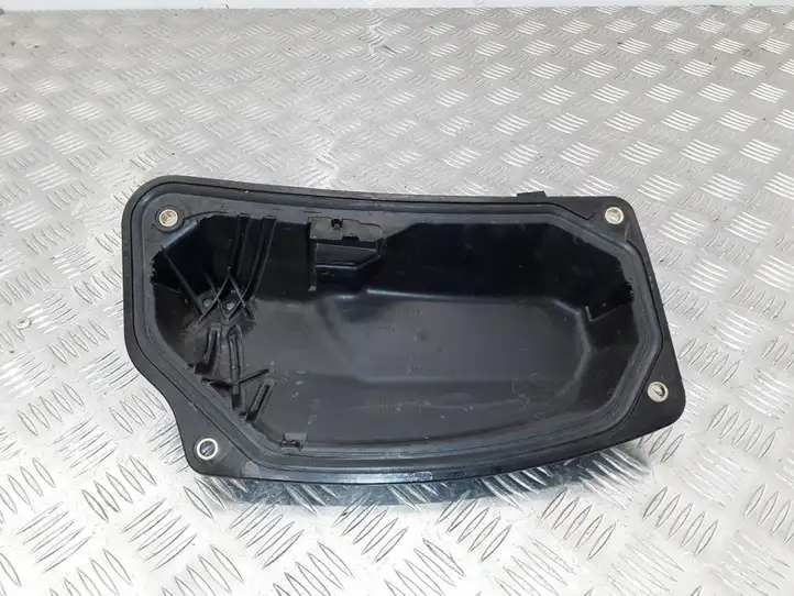 BMW 3 E92 E93 (2005 - 2014) 7123449 Жабо стеклоочистителей — фото 1