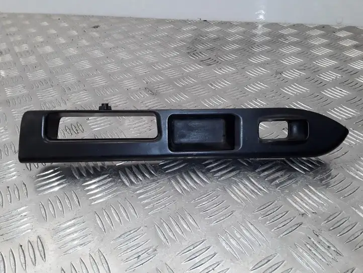 Kia Rio (2002 - 2005) 612W19310 Накладка кнопки стеклоподъемника — фото 3