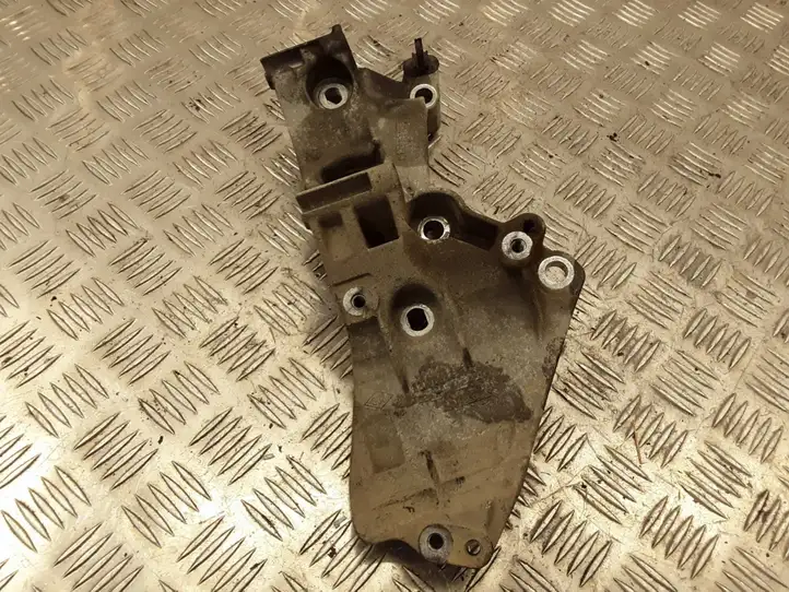 Nissan Note (E11) (2006 - 2014) 8200669495 Кронштейн двигателя — фото 6