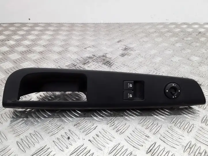 Kia Ceed (2010 - 2012) 823511H110 Кнопка стеклоподъемников — фото 1