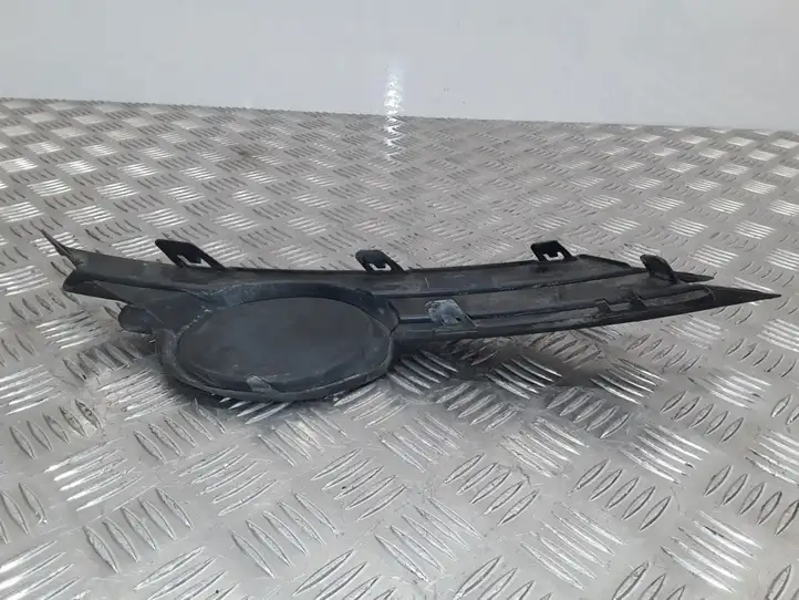 Opel Corsa D (2006 - 2010) 13211480 Решетка противотуманной фары — фото 3