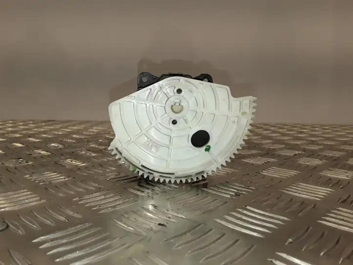 Toyota Auris E180 (2012 - 2018) MF1138002800 Двигатель задвижки потока воздуха — фото 5