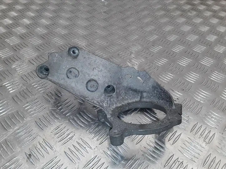 Porsche Cayenne (9PA) (2002 - 2010) 7L5131082 Кронштейн двигателя — фото 2