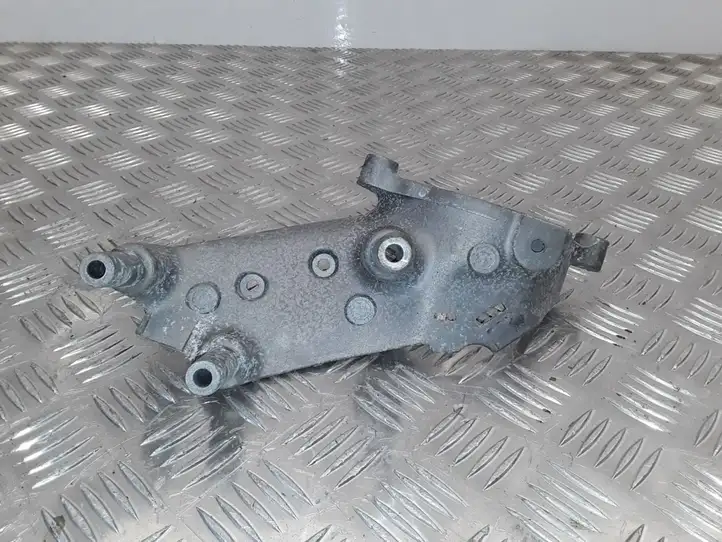 Porsche Cayenne (9PA) (2002 - 2010) 7L5131082 Кронштейн двигателя — фото 4