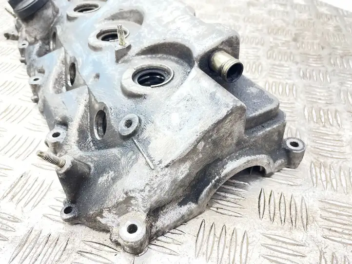 Toyota Corolla E120 E130 (2000 - 2004) Крышка головки блока цилиндров — фото 2