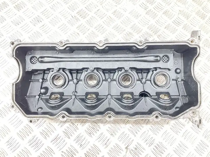 Toyota Corolla E120 E130 (2000 - 2004) Крышка головки блока цилиндров — фото 8