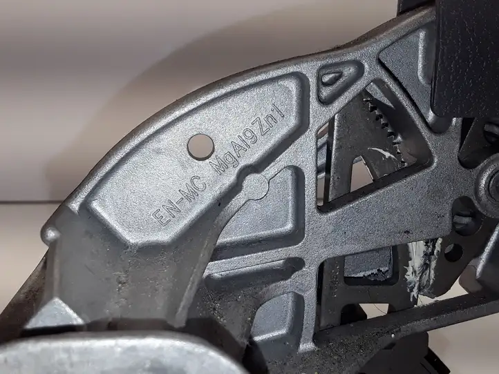 Volkswagen Golf V (2003 - 2009) 1K0711303H Механизм ручного тормоза (в салоне) — фото 4