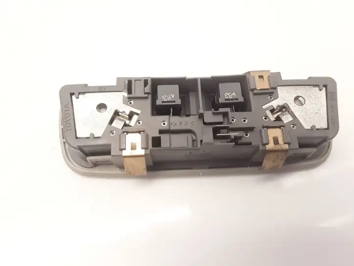 Toyota Avensis Verso (2004 - 2009) Передняя подсветка — фото 4