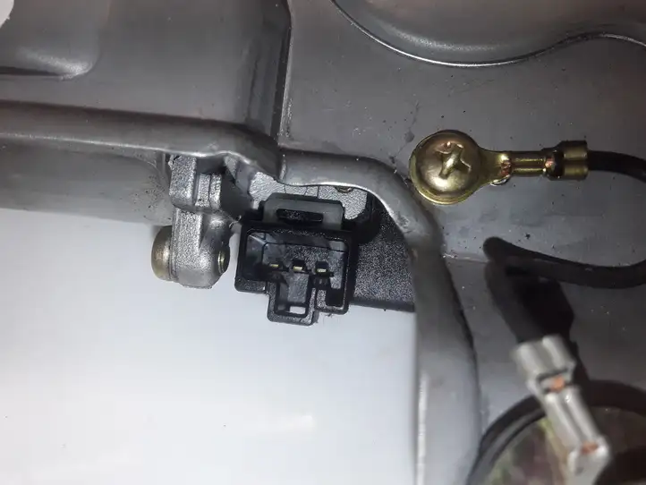 Toyota RAV 4 (XA20) (2000 - 2005) 8513042040 Двигатель стеклоочистителя заднего стекла — фото 5
