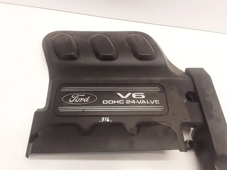 Ford Maverick (2000 - 2004) YL8E8A590DC Крышка двигателя декоративная — фото 4