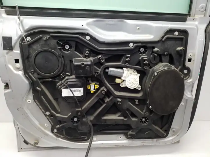 Chrysler Town & Country V (2010 - 2016) Дверь — фото 6