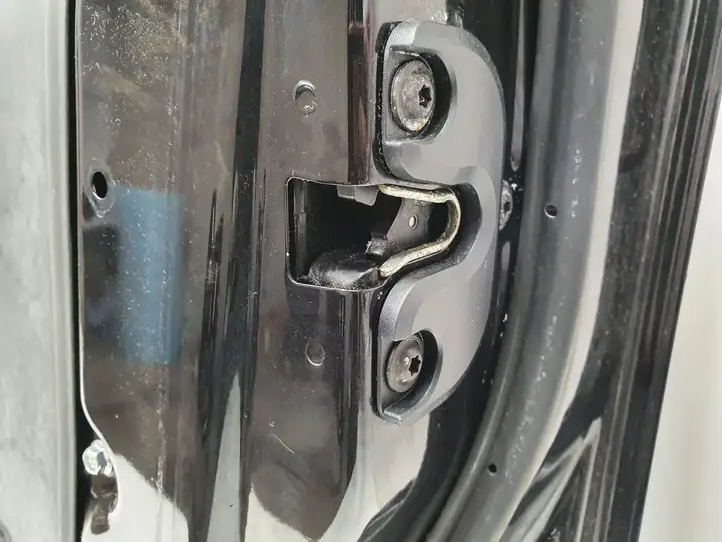 Opel Antara (2011 - 2017) Дверь — фото 9
