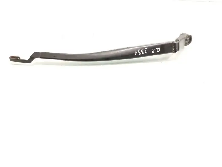 Lexus IS 220D-250-350 (2005 - 2010) Рычаг стеклоочистителя — фото 1