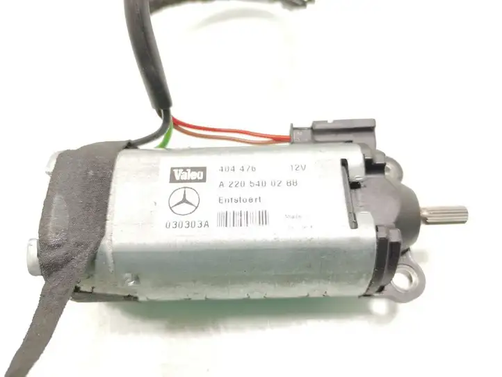 Mercedes-Benz CLK A208 (1997 - 2002) A2205400288 Электродвигатель регулировки рулевой колонки — фото 4