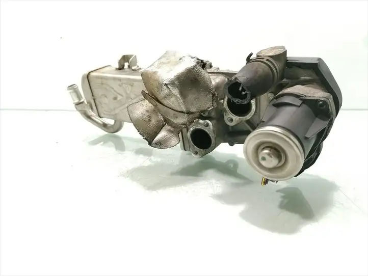 Volkswagen Golf Plus (2008 - 2014) 03L131512BB Охладитель клапана EGR — фото 1