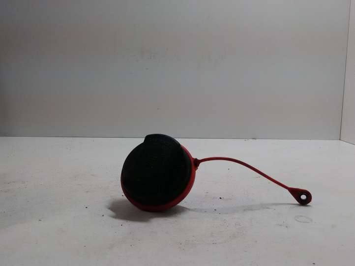Opel Astra (2004 - 2009)  13140958 Закручивающаяся крышка