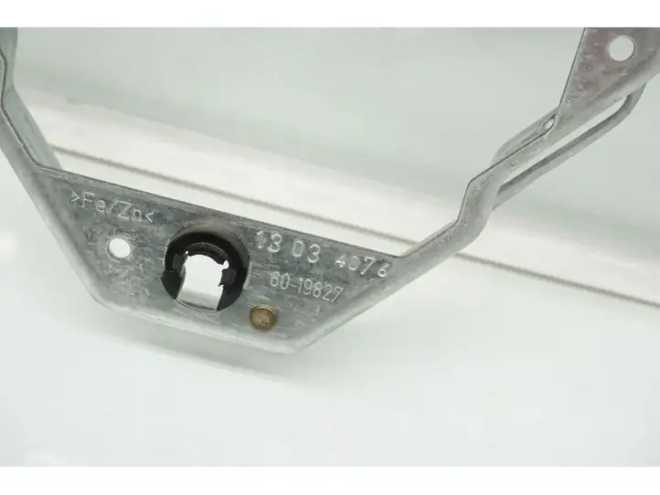 Toyota Yaris (2003 - 2005) 13034876 Обшивка рулевой колонки — фото 5
