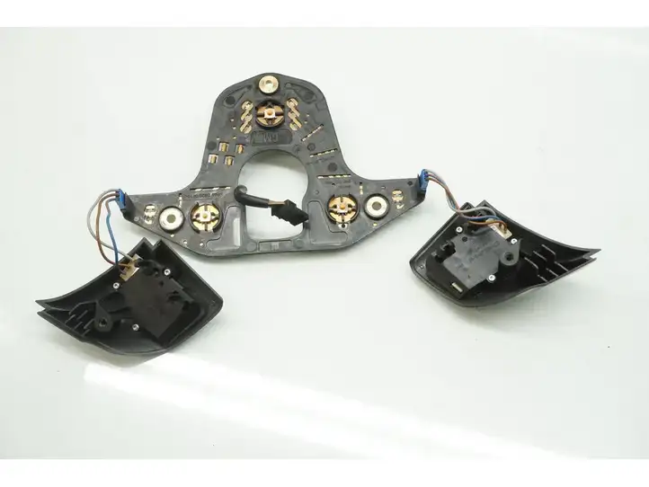 Opel Vectra C (2002 - 2005) 88119803 Кнопки на рулевом колесе — фото 3