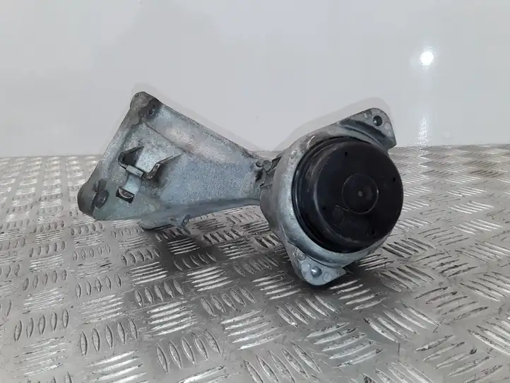 BMW 1 E81 E87 (2004 - 2011) 6781916 Кронштейн двигателя — фото 2