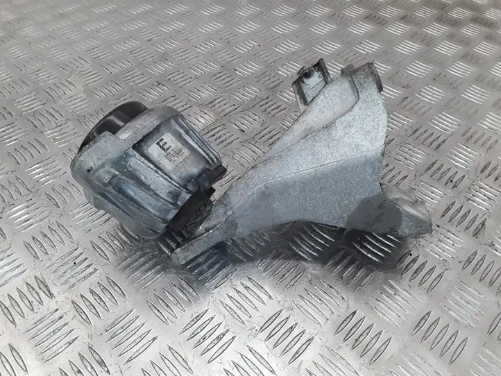 BMW 1 E81 E87 (2004 - 2011) 6781916 Кронштейн двигателя — фото 4