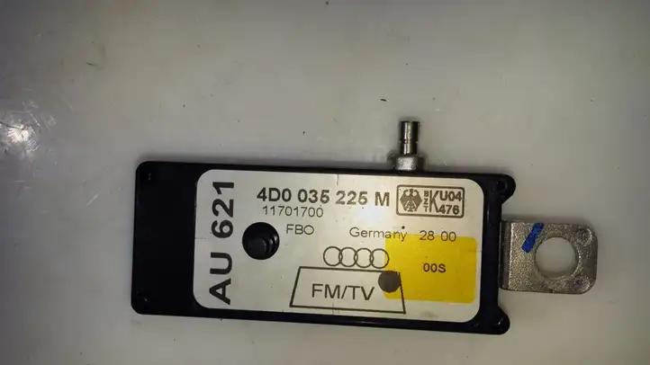 Audi A8 S8 D2 4D (1999 - 2002) 4D0035225M Усилитель антенны — фото 1