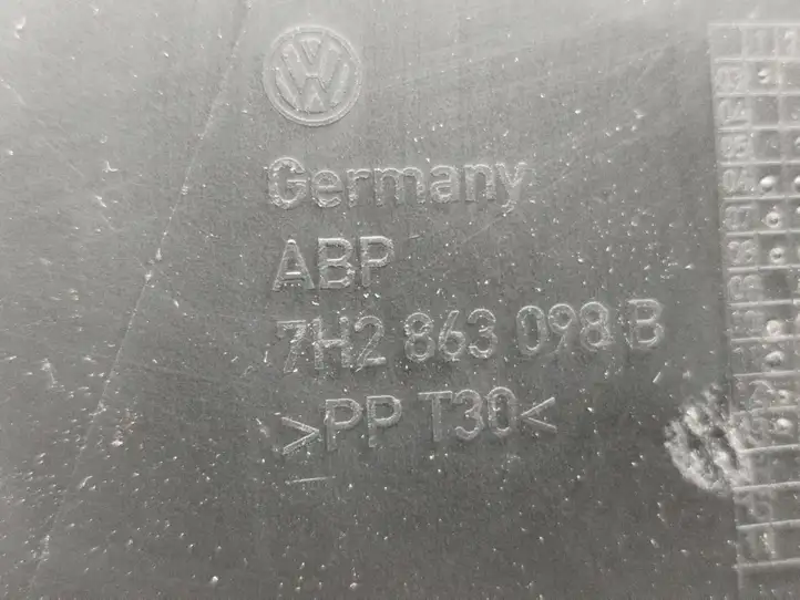 Volkswagen Transporter - Caravelle T5 (2009 - 2015) 7H2863098B Нижняя отделка панели приборов — фото 3