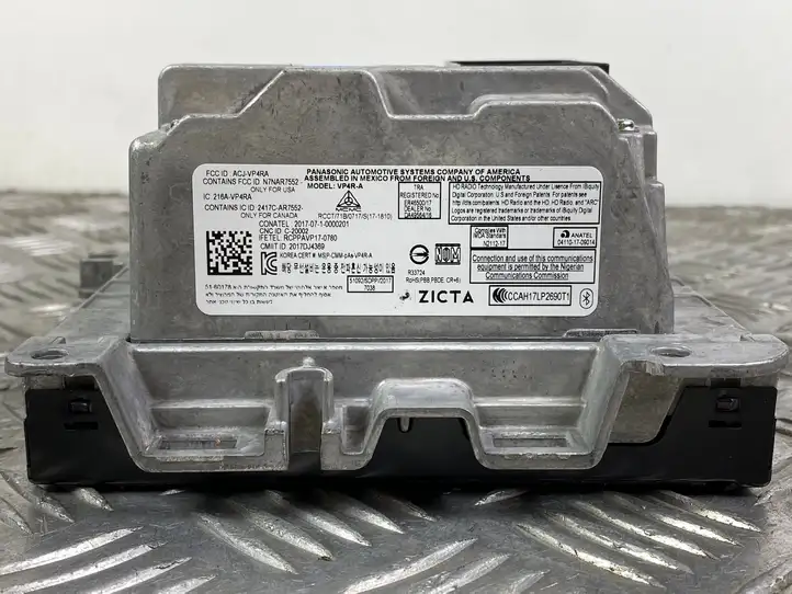 Jeep Grand Cherokee (2010 - 2021) 68306656AN Магнитола / мультимедийная система — фото 2
