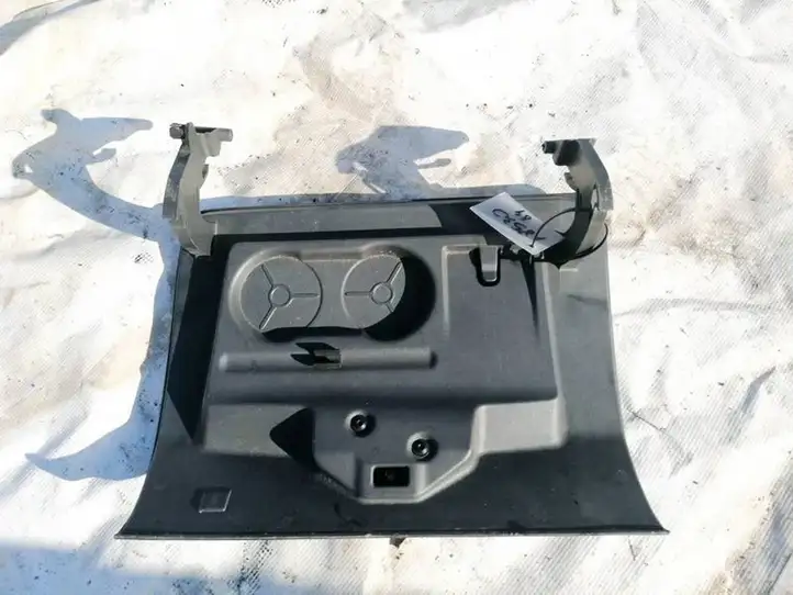 Ford Focus (1998 - 2004) C88RA Вещевой ящик — фото 2